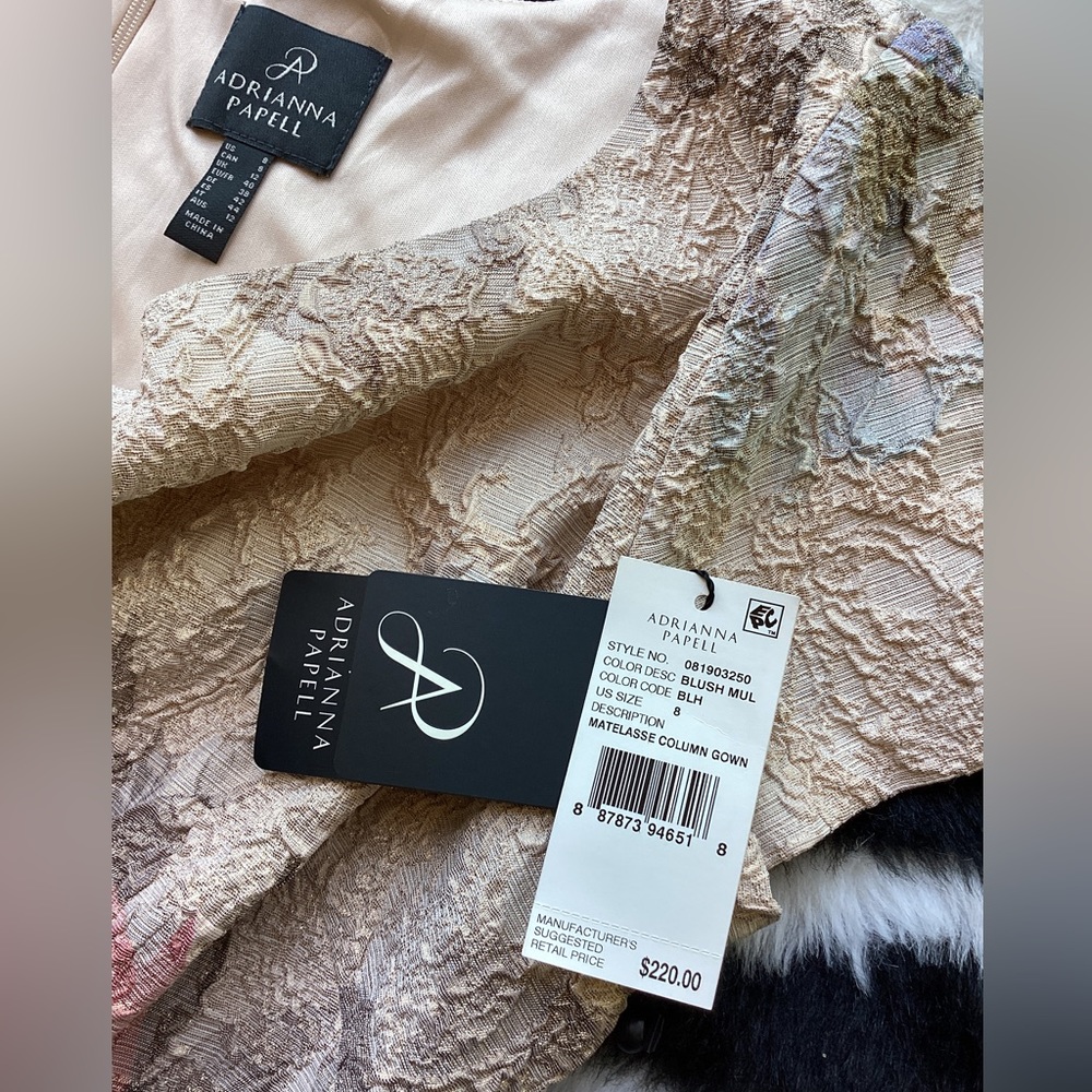 Adrianna Papell Jacquard Column Gown. S3 - Picture 4 of 17